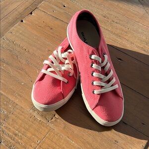 SeaVees Monterey Pink Canvas Sneakers NWOB
